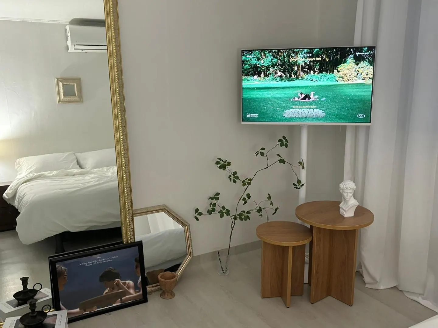 Douillet Apartment Seoul